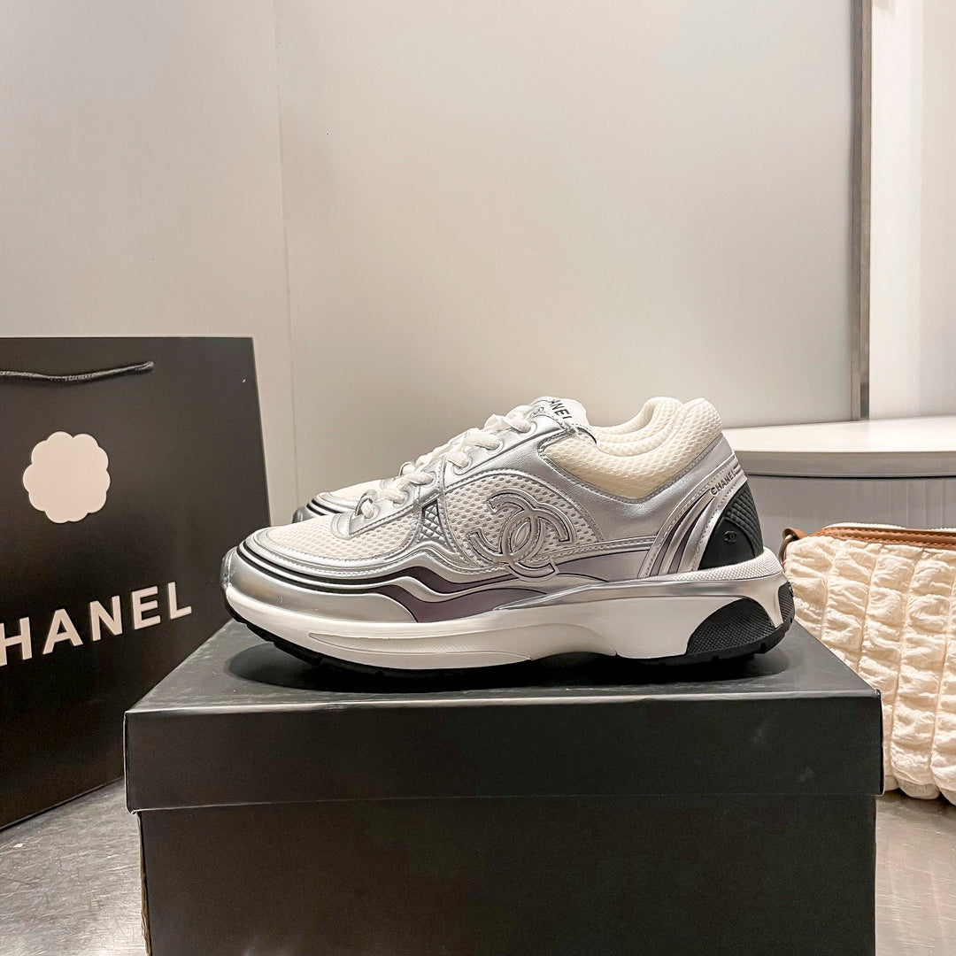 CEM230 New arrive fashion gold and white shose for woman men beautiful gift to choose gift