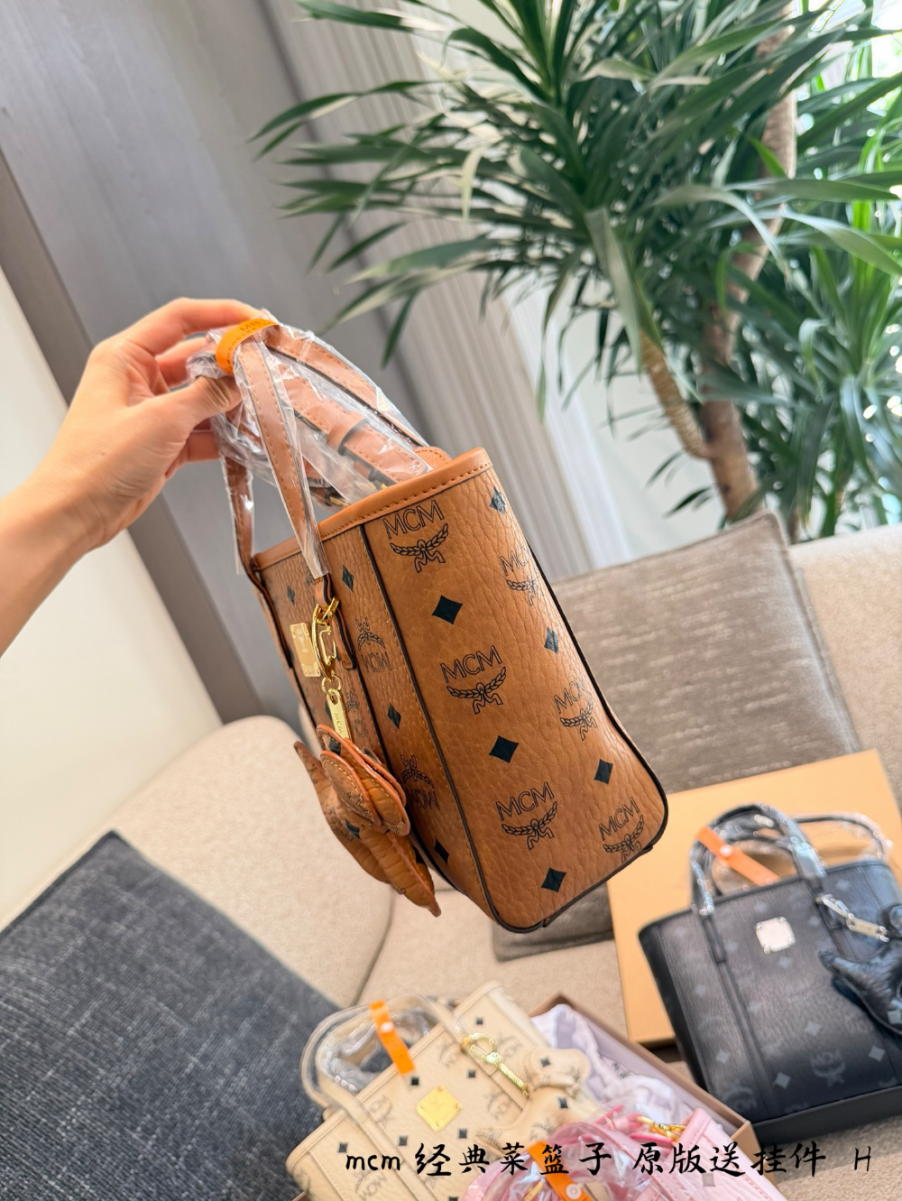 COEM16 New arrive fashion brown pink black white color bag for woman beautiful gift to choose size 19×19cm