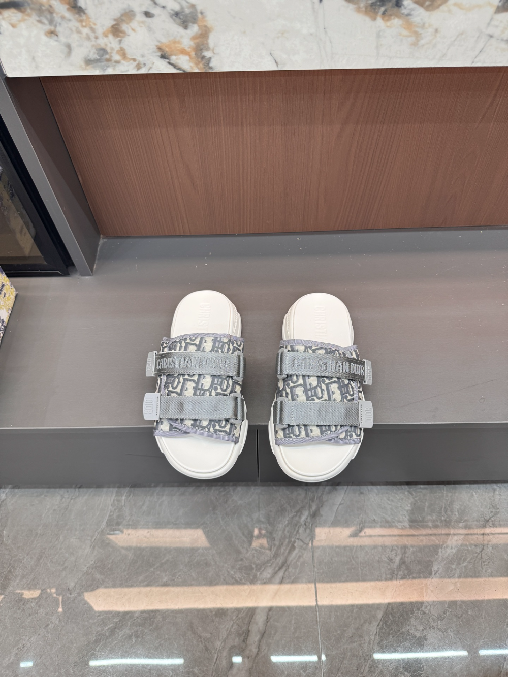 DEM313 classic fashion white  color  shose for woman lover shose color  beautiful gift to choose