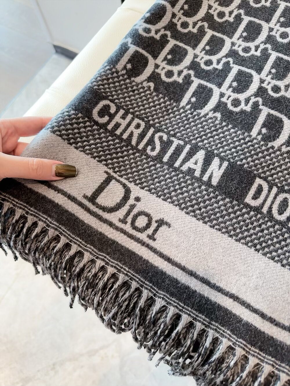 DEM234 Scarf Designer Classic Plaid Women Man Designer Scarf 100% Cashmere Scarves For Winter Warm Womens and mens Long Wrs