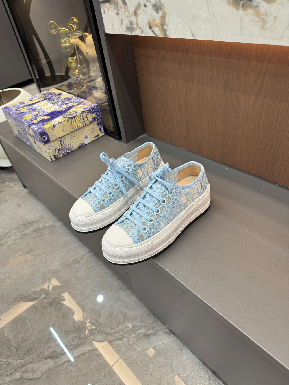 DEM319 New arrive classic fashion black blue beige color  shose for woman lover shose color  beautiful gift to choose Thickness 4.5 CM