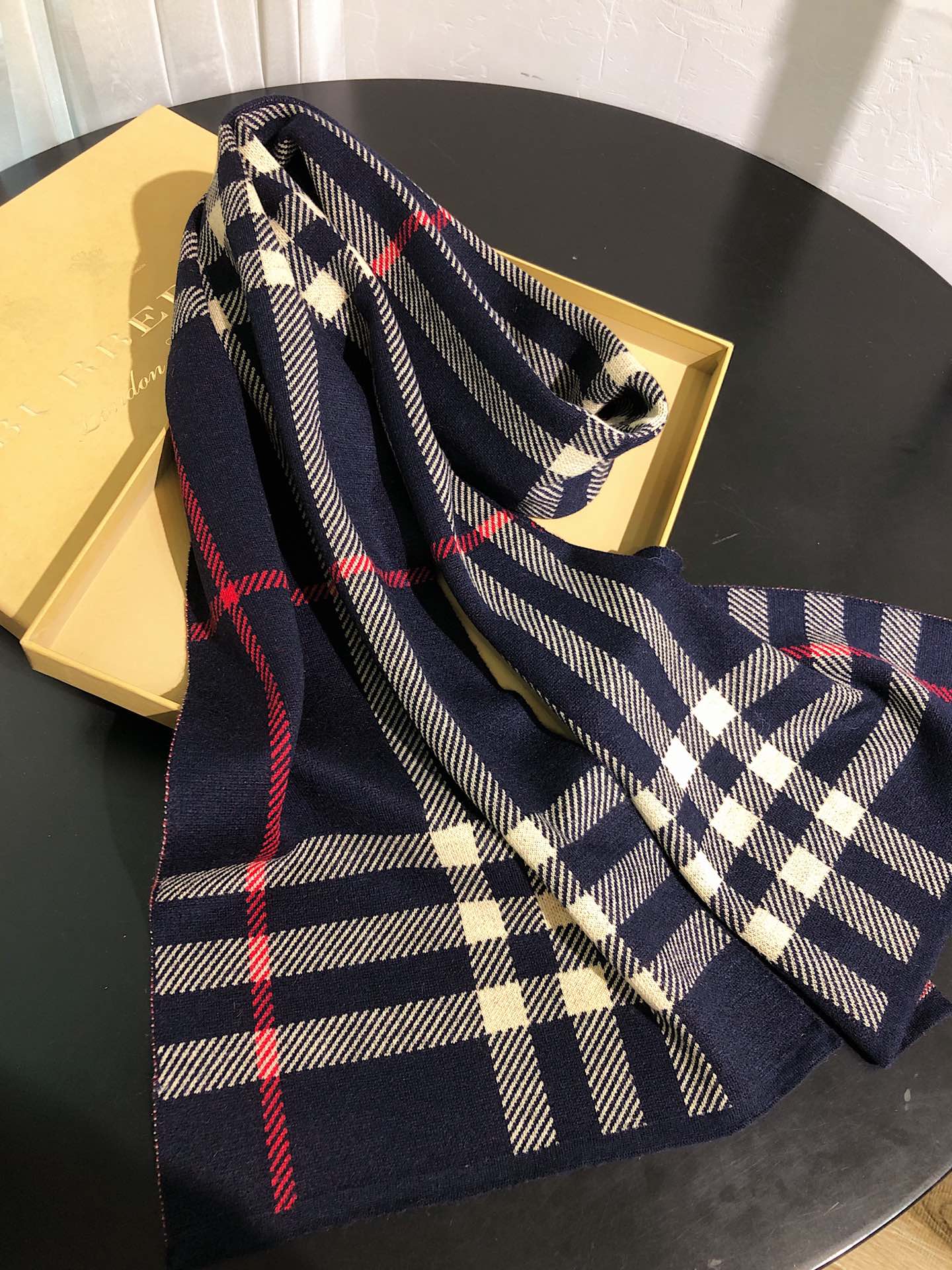 BEM33 Fashion Women's men Cashmere Designer Scarf Soft Touch Warm Packaging Autumn and Winter Long Shawl Brown and White Full Letter Scarf180*30cm