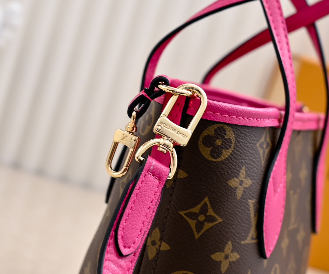 LEM368 New arrive fashion Travel design bag for woman beautiful gift to choose gift 24x14x9cm