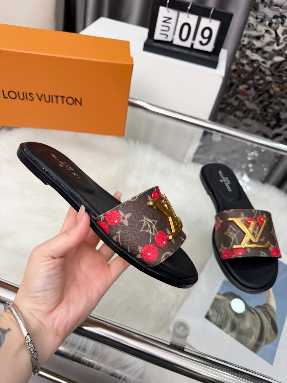 LEM535 New arrive fashion black brown blue shose for woman beautiful Slippers gift to choose