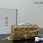 CEM275 The new fashionable diamond-patterned chain bag for ladies is highly fashionable and versatile It is an exquisite gift and an excellent choice for giving as a present 21x12cm