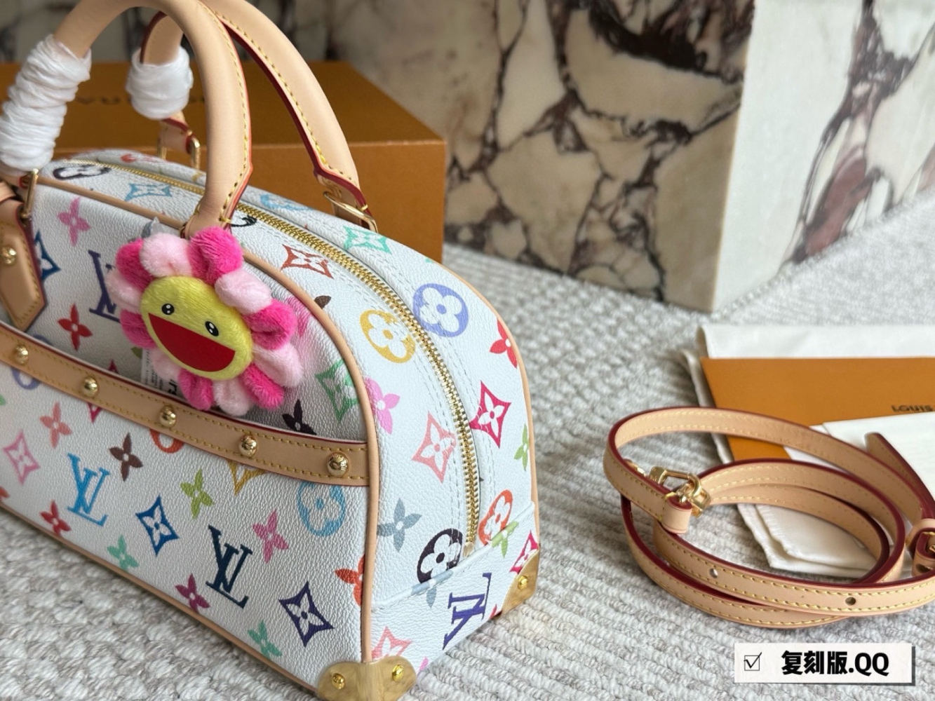 LEM517 New arrive fashion white brown bag for woman hands bag beautiful gift to choose gift 27*19cm