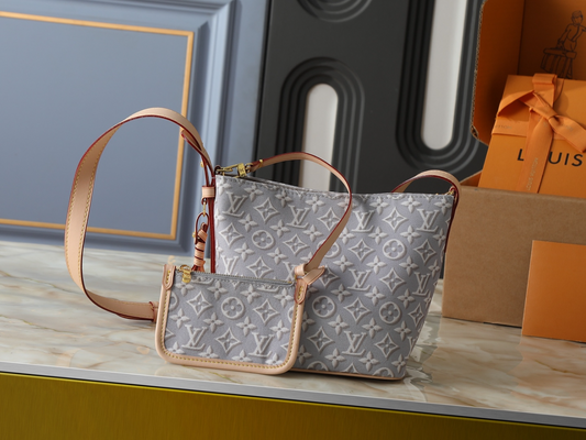 LEM485 New arrive fashion gray pink bag for woman hands bag beautiful gift to choose gift 16 x 18 x 12cm