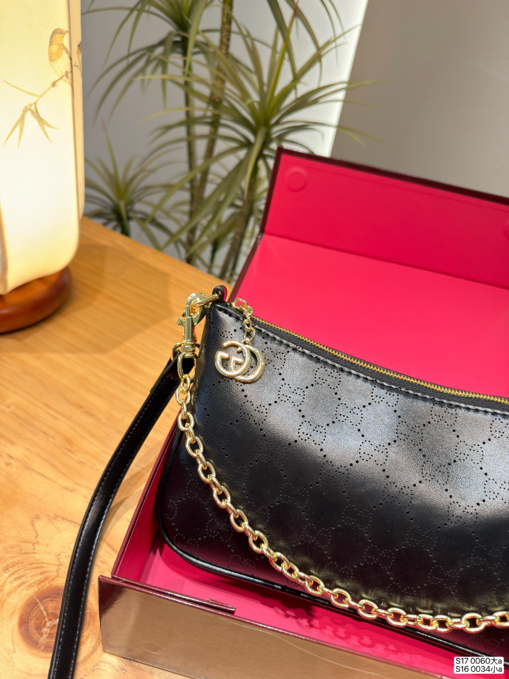 GEM237 New arrive fashion black color bag for woman beautiful gift to choose 2 size
