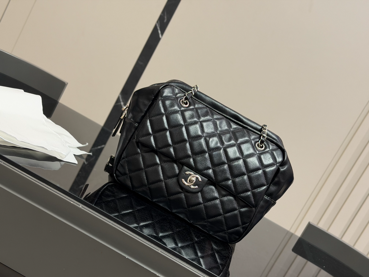 CEM372 New arrive fashion black color bag for woman beautiful gift to choose 30*24cm
