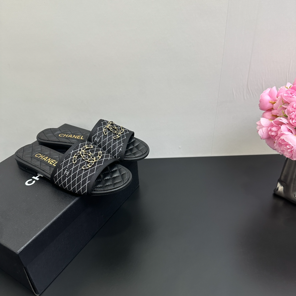 CEM279 New arrive fashion black white many color shose for woman beautiful Slippers gift to choose
