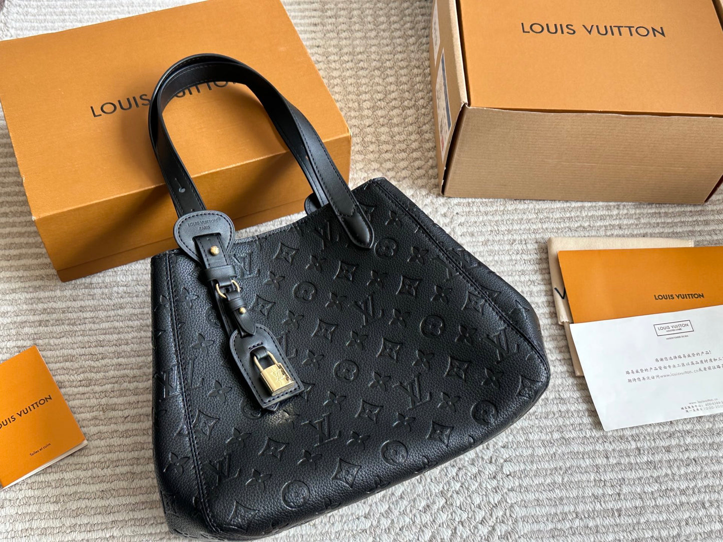 LEM295 Designer bag handbag high-quality armpit bag luxurious and fashionable printed chain bag armpit bag single shoulder crossbody bag