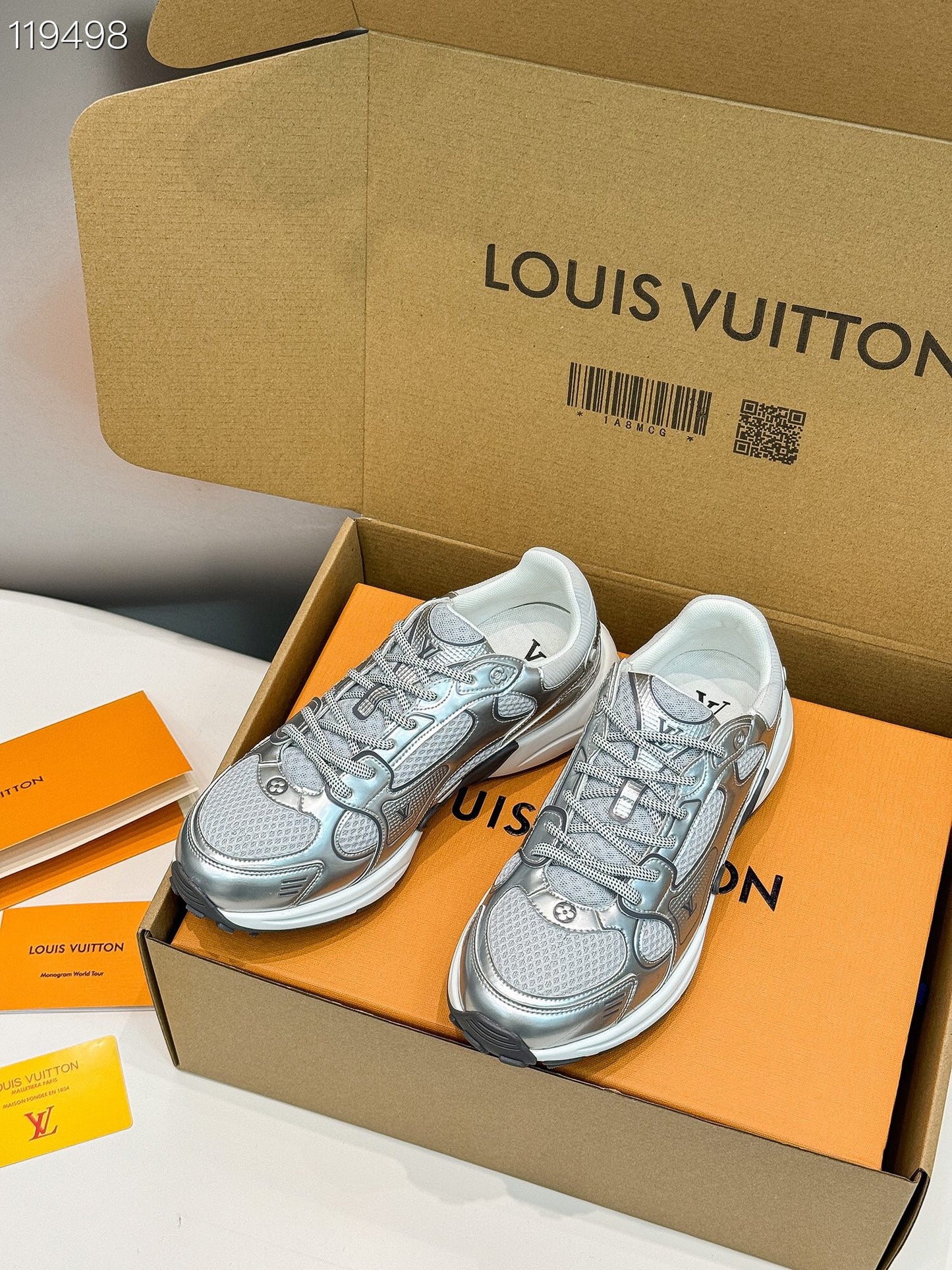 LEM260 designer shoes for running shoes men women Triple Black White shoes