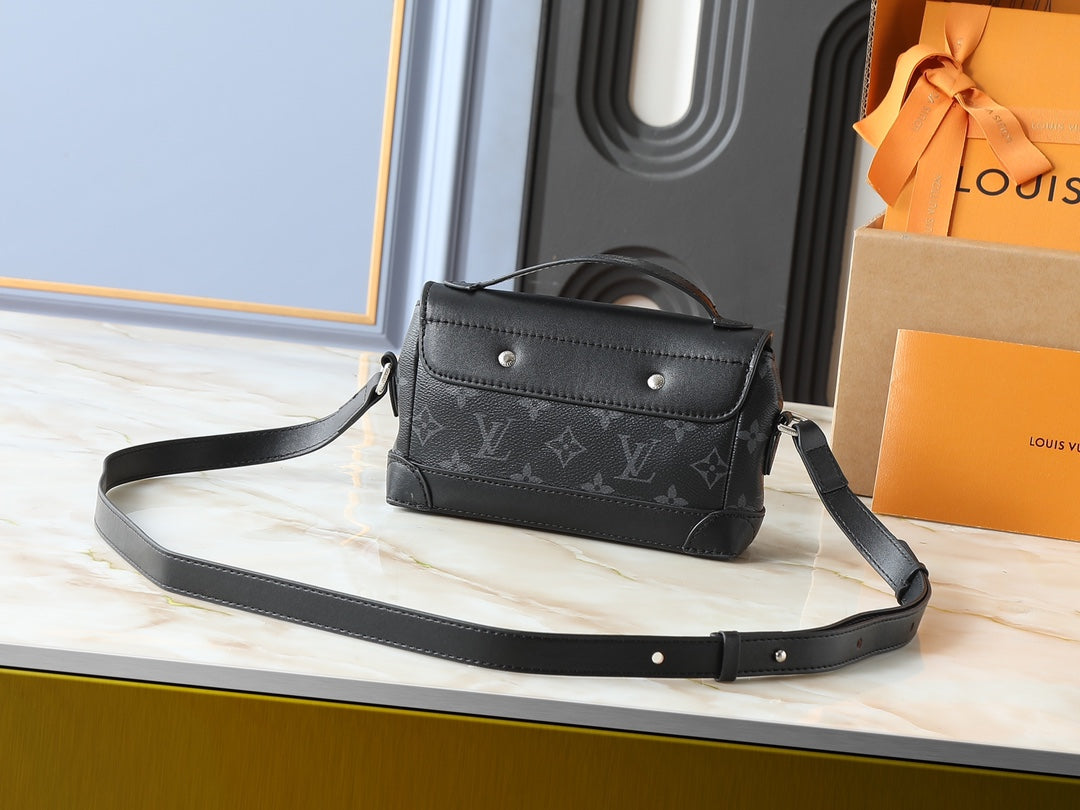 LEM301 Designer bag tote bag womens shoulder bag crossbody bag luxury handbag chain bag fashionable and casual club shoulder bag wallet