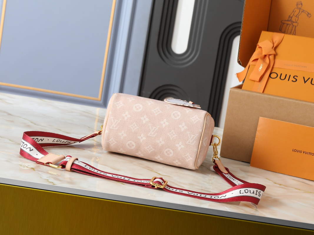 LEM510  New arrive fashion pink bag for woman beautiful gift to choose gift size to choose 20.5 x 13.5 x 12 CM