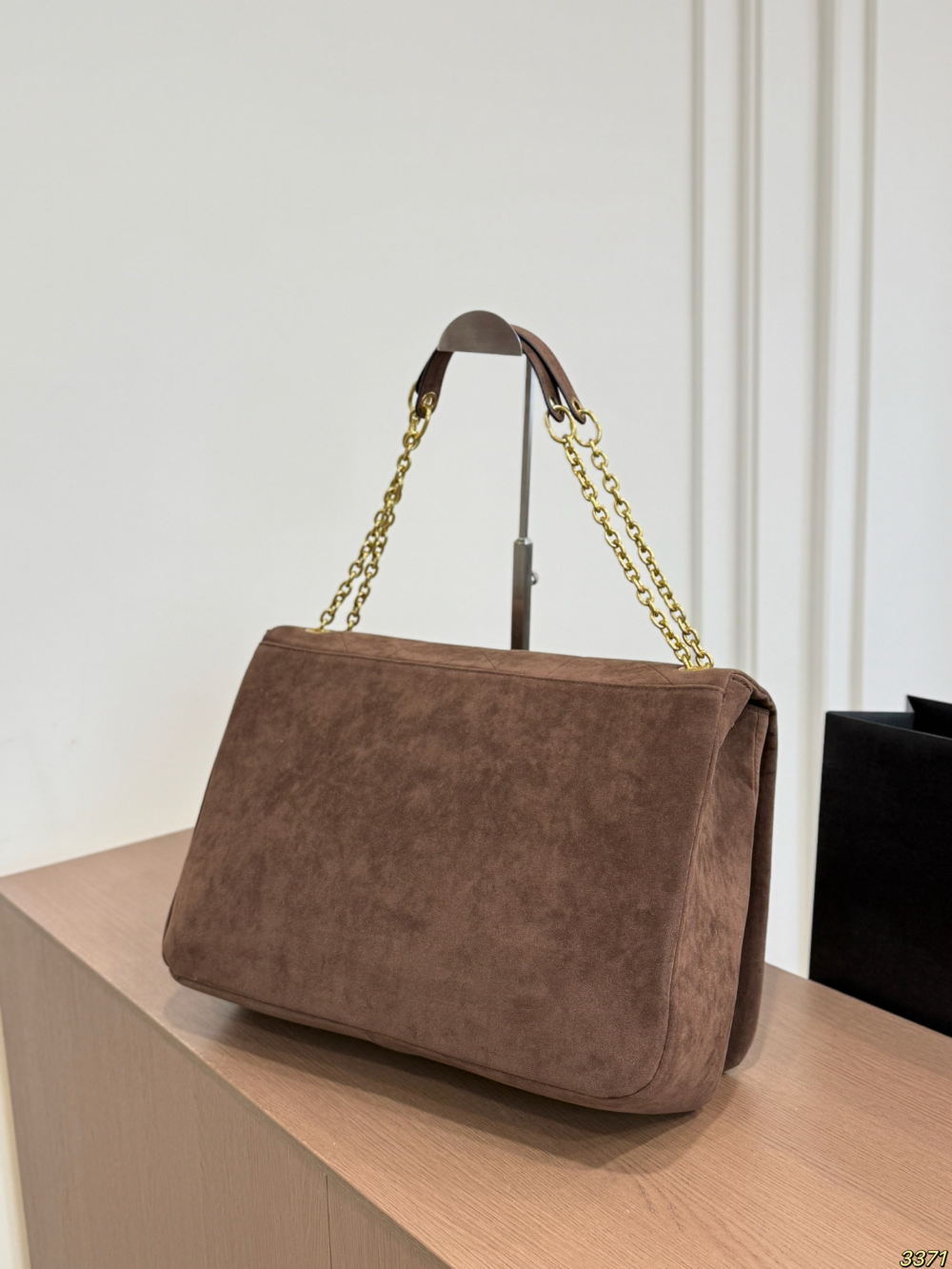 YLEM24 New arrive fashion  red black khaki coffee bag for woman hands bag beautiful gift to choose gift 38*28cm