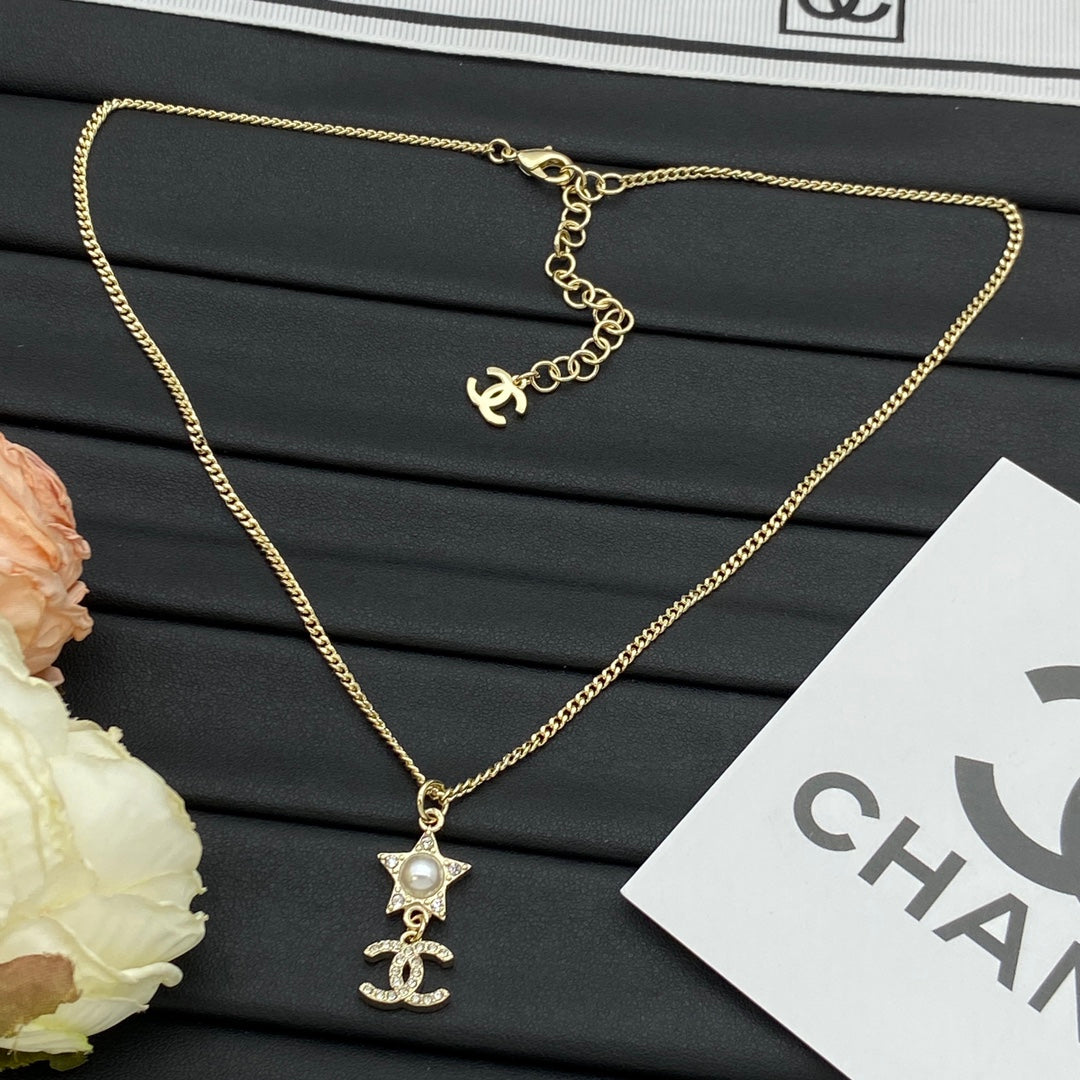 DEM294 New Arrive Fashion  Hot Sale  with Diamond Pearl Necklace for Woman Jewelry To Choose Gift