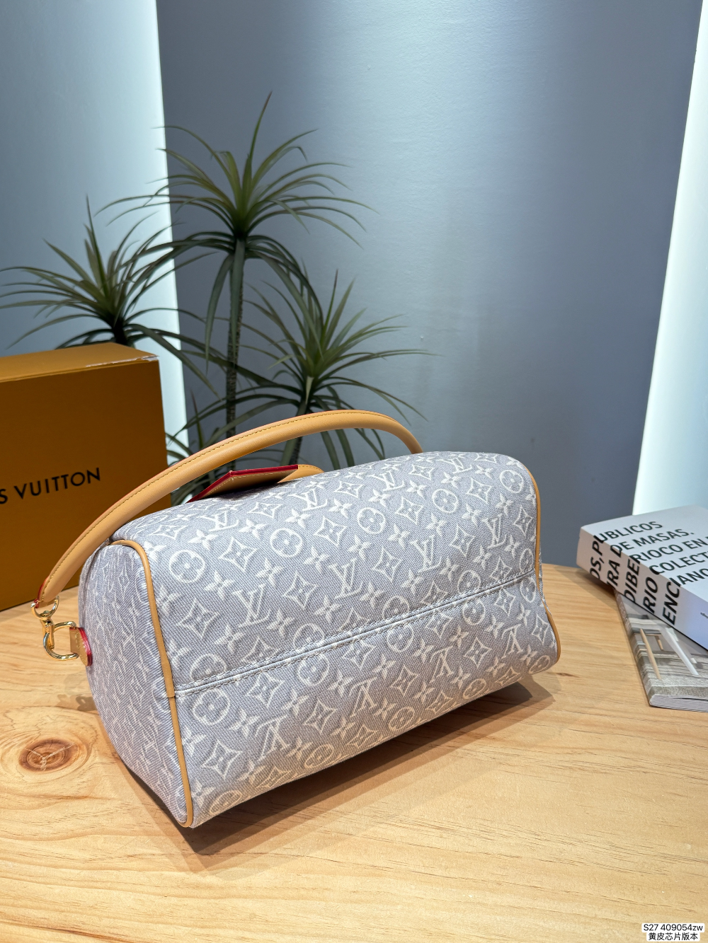 LEM483 New arrive fashion silver-gray bag for woman hands bag beautiful gift to choose gift 30×21×17cm