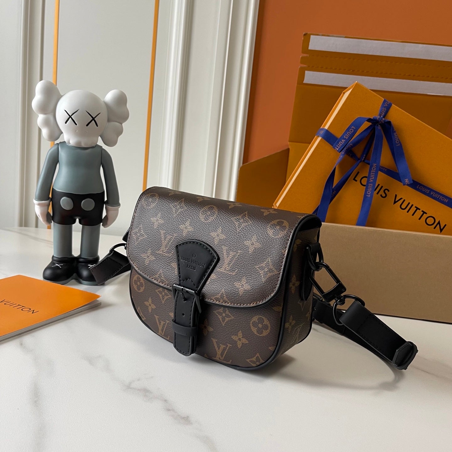 LEM303 20 x 17 x 7cm  Women Luxurys Designer Bag Crossbody Diane Baguette Classic Vintage Canvas Strap Flower Flap Embossed Letters Clutch Purse Shoulder Bags