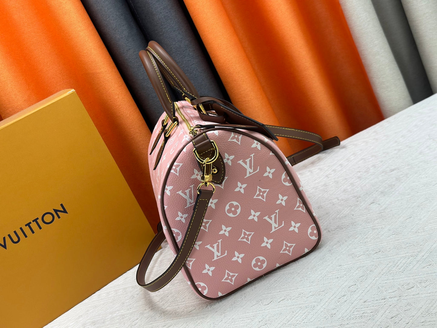 LEM291 designer bag free shipping Light luxury genuine leather High quality casual Boston bag versatile classic vintage handbag for woman 25cm