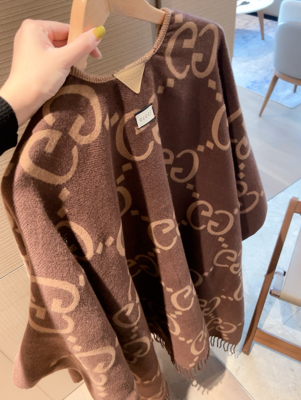 GEM256 new arrive  Hot sale dark brown color fashion beautiful  scarf  for woman gift  to choose 145x185cm