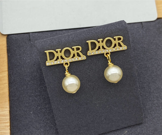 DEM274 New Arrive Fashion  Hot Sale  with Diamond Pearl Earring  for Woman Jewelry To Choose