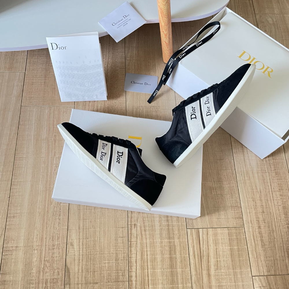 DEM365 New trendy black grey women's shoes men's shoes available in various colors excellent gift item