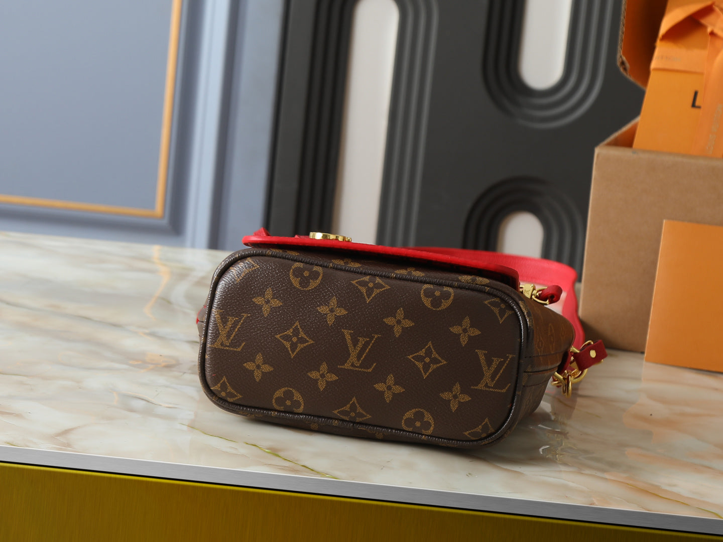 LEM495 New arrive fashion red bag for woman hands bag beautiful gift to choose gift 2 size