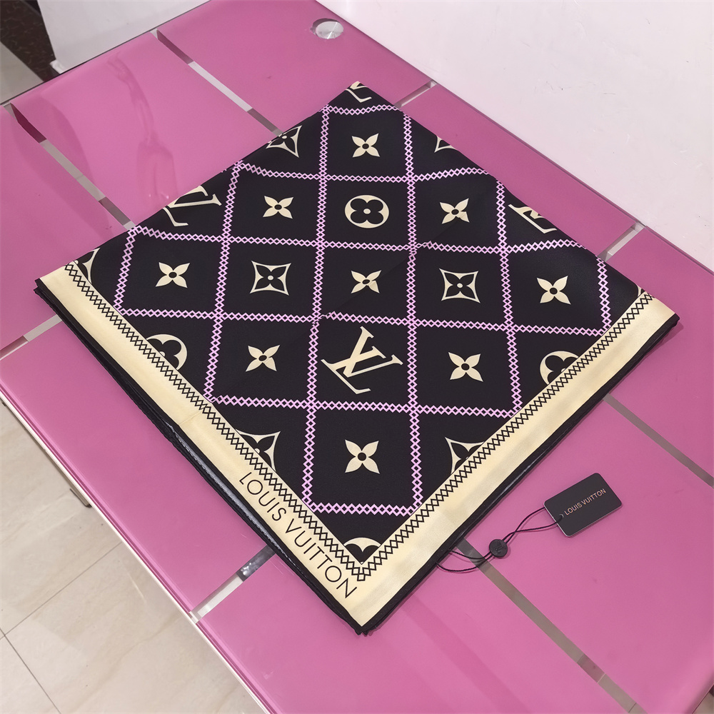 LEM446 new arrive Hot sale white black khaki color fashion beautiful scarf for woman gift to choose size  90*90cm