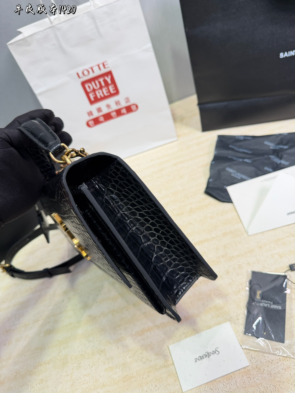 YLEM23 New arrive fashion black white brown bag for woman hands bag beautiful gift to choose gift 25*18cm