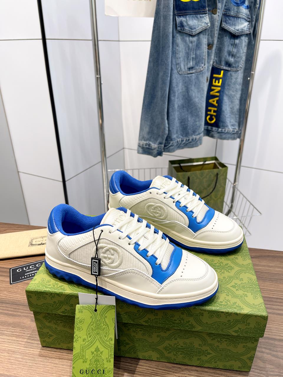 GEM115 Designer Casual shoes for Men flat sneakers lows skateboard shoe Triple black blue Active Laser fashion mens womens outdoor trainer