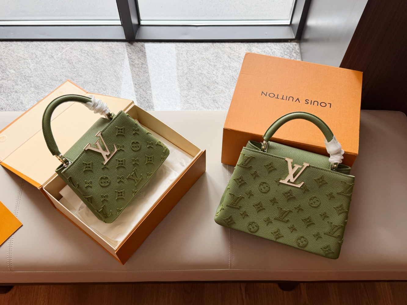 LEM514 New arrive fashion black white green pink peach red  bag for woman hands bag beautiful gift to choose gift 2 size