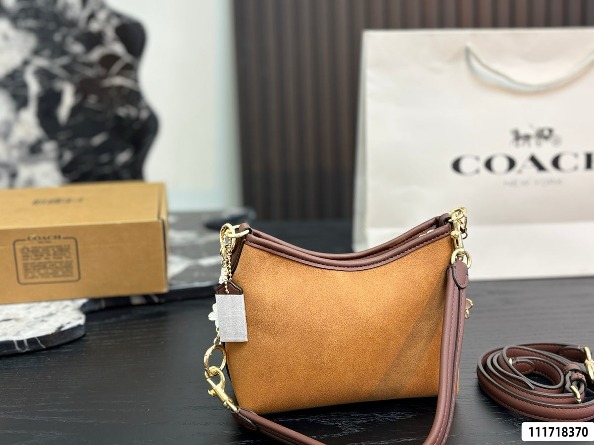 COEM11 New arrive fashion black color bag for woman beautiful gift to choose