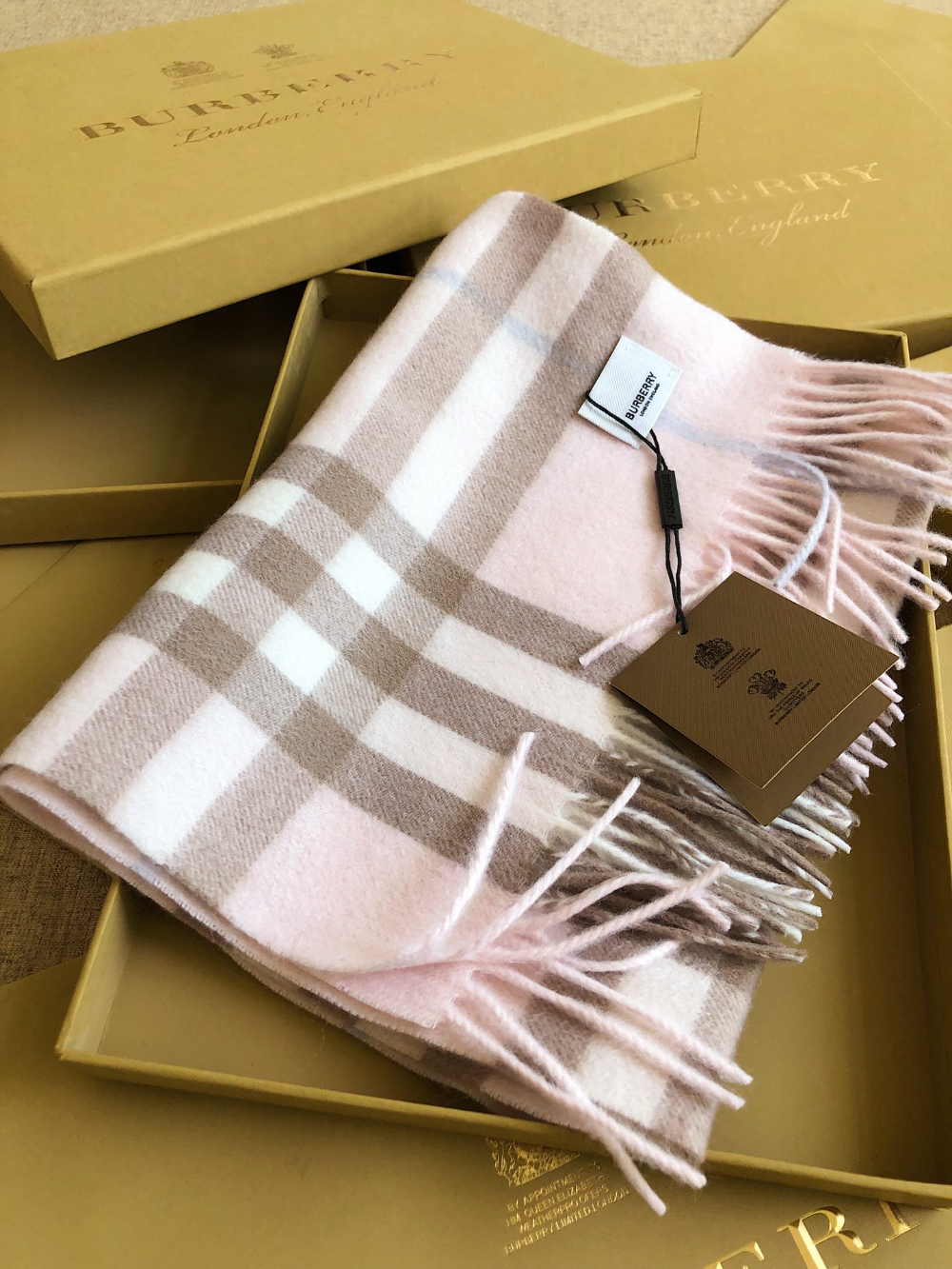 BUEM55 new arrive  Hot sale black pink brown color fashion beautiful  scarf  for woman gift  to choose 130*180