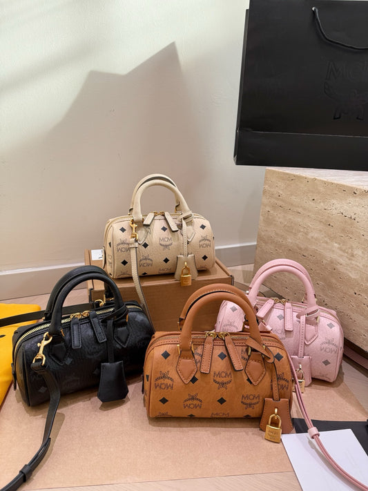 MCM02  New Designer Classic Visetos vintage pattern + cognac-colored coated canvas metal snap fastener