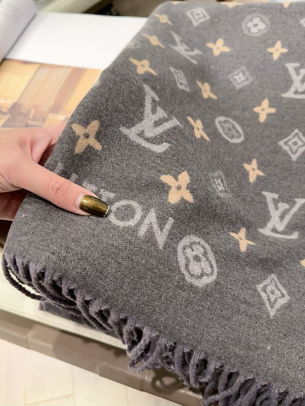 LEM309 New arrive fashionThe scarf for woman man beautiful gift size 60*180cm