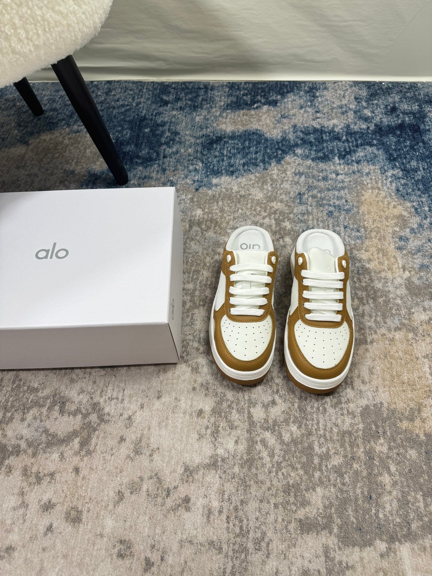 ALO1 Wholesale Outdoor Women Shoes Famous Designer Brand Female Casual shoes Fashion for Lady