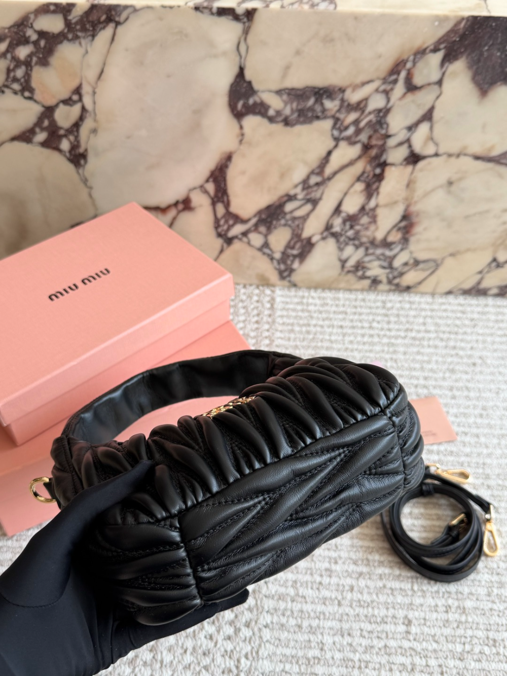 miu02 New arrive fashion black color bag for woman beautiful gift to choose gift  20 x 17cm