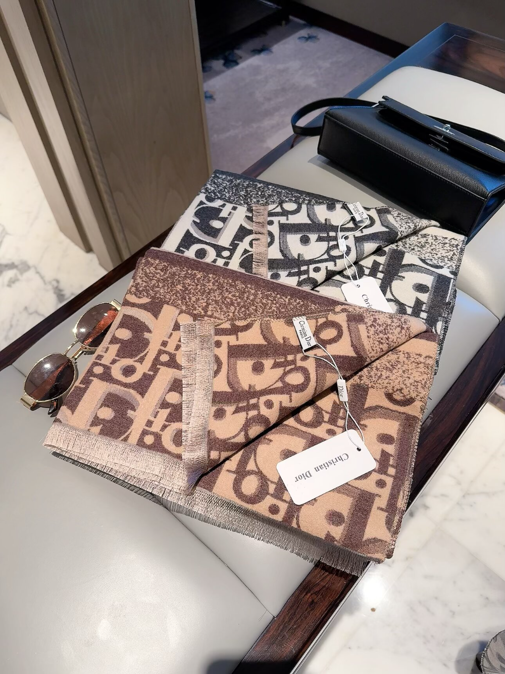 DEM385 new arrive  Hot sale brown black blue color fashion beautiful  scarf  for woman gift  to choose