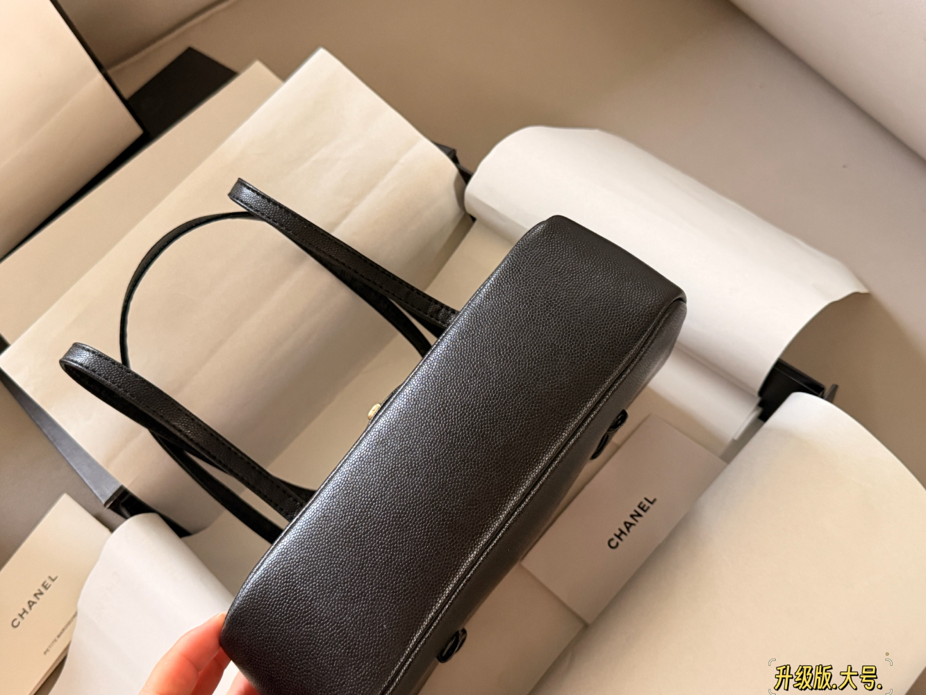 CEM276 New arrive fashion black  bag for woman hands bag beautiful gift to choose gift 23*16cm