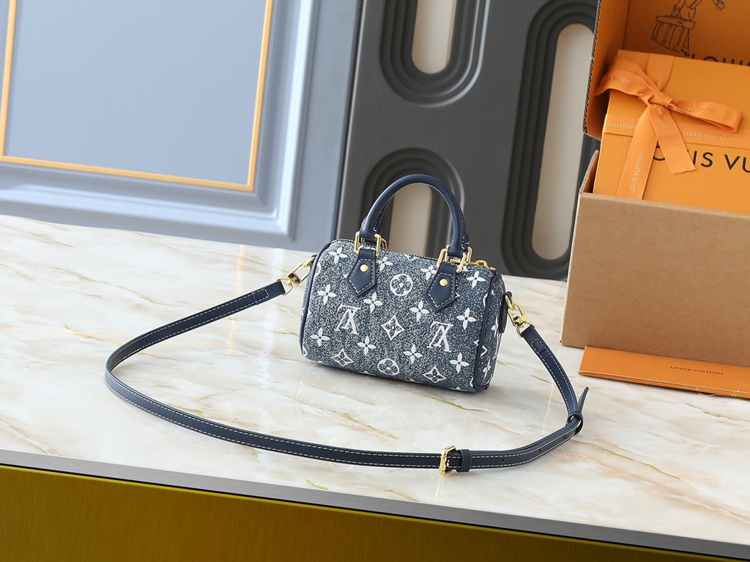 LEM251 Designer Bag Shoulder Bag Crossbody Bag Luxury Bag Purse Designer 16 x 10 x 7.5CM