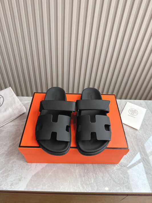 HEM100 Designer women Slippers, sandals shoes for women  high quality size 35 to 42