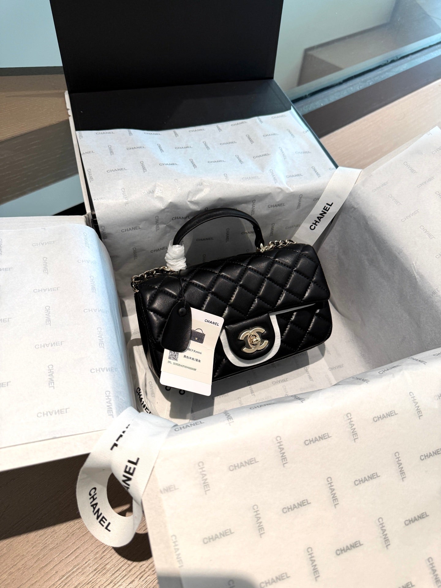 CEM250 designer shoulder bags classic shoulder strap sheepskinflap bag crossbody shoulder bag black white pink red color bag 20cm