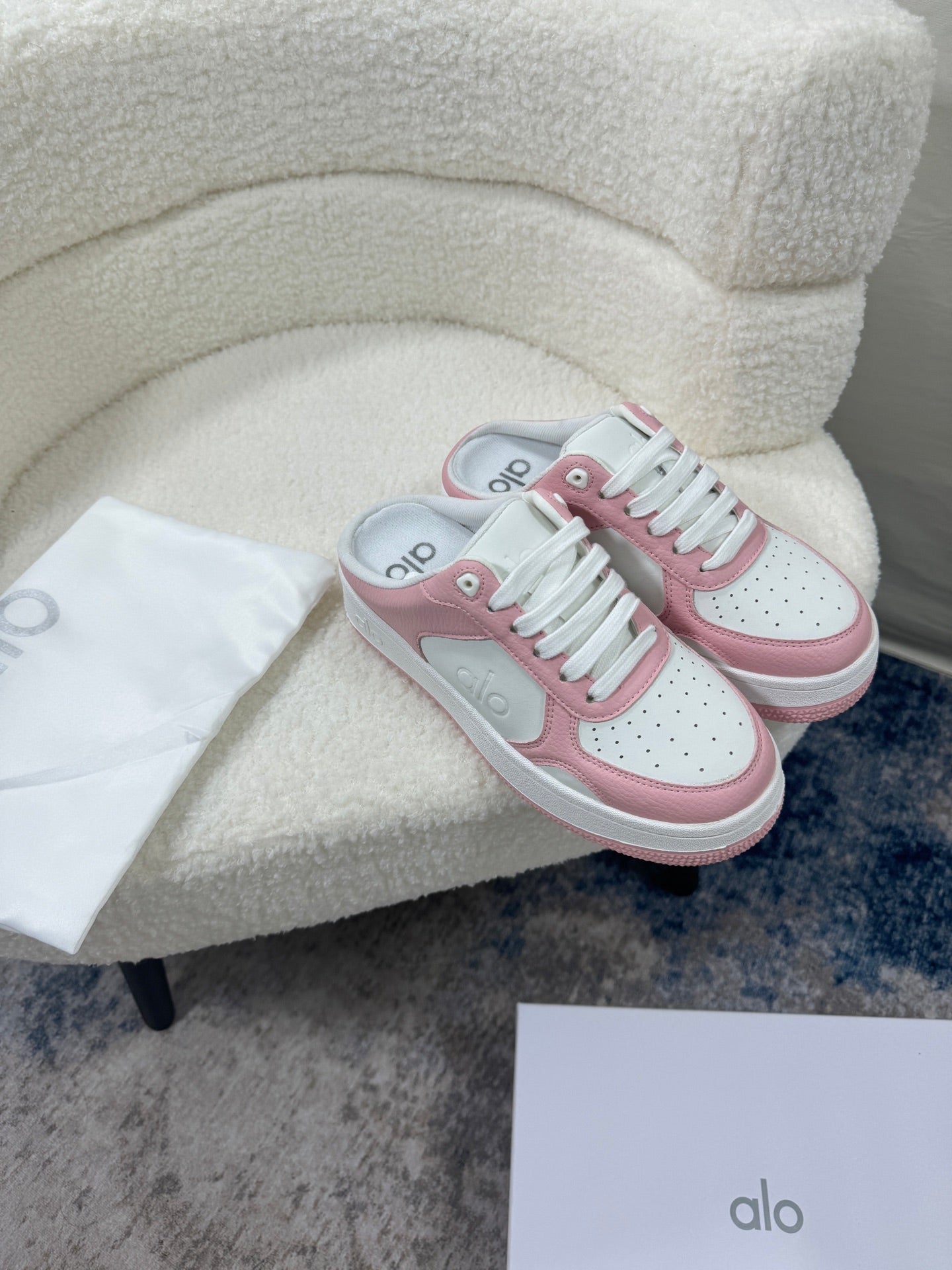 ALO1 Wholesale Outdoor Women Shoes Famous Designer Brand Female Casual shoes Fashion for Lady