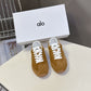 Alo01 Designer Sneakers Men Women Gum Sky Beige Dark Scarlet Mens Trainers Womens Casual Outdoor Runners