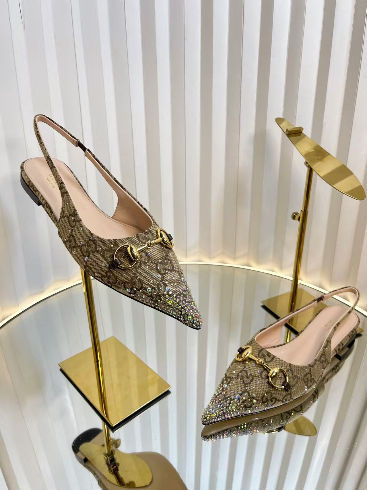 GEM138 Wholesale Outdoor Women men Shoes Famous Designer Brand Female Casual shoes Fashion for Lady