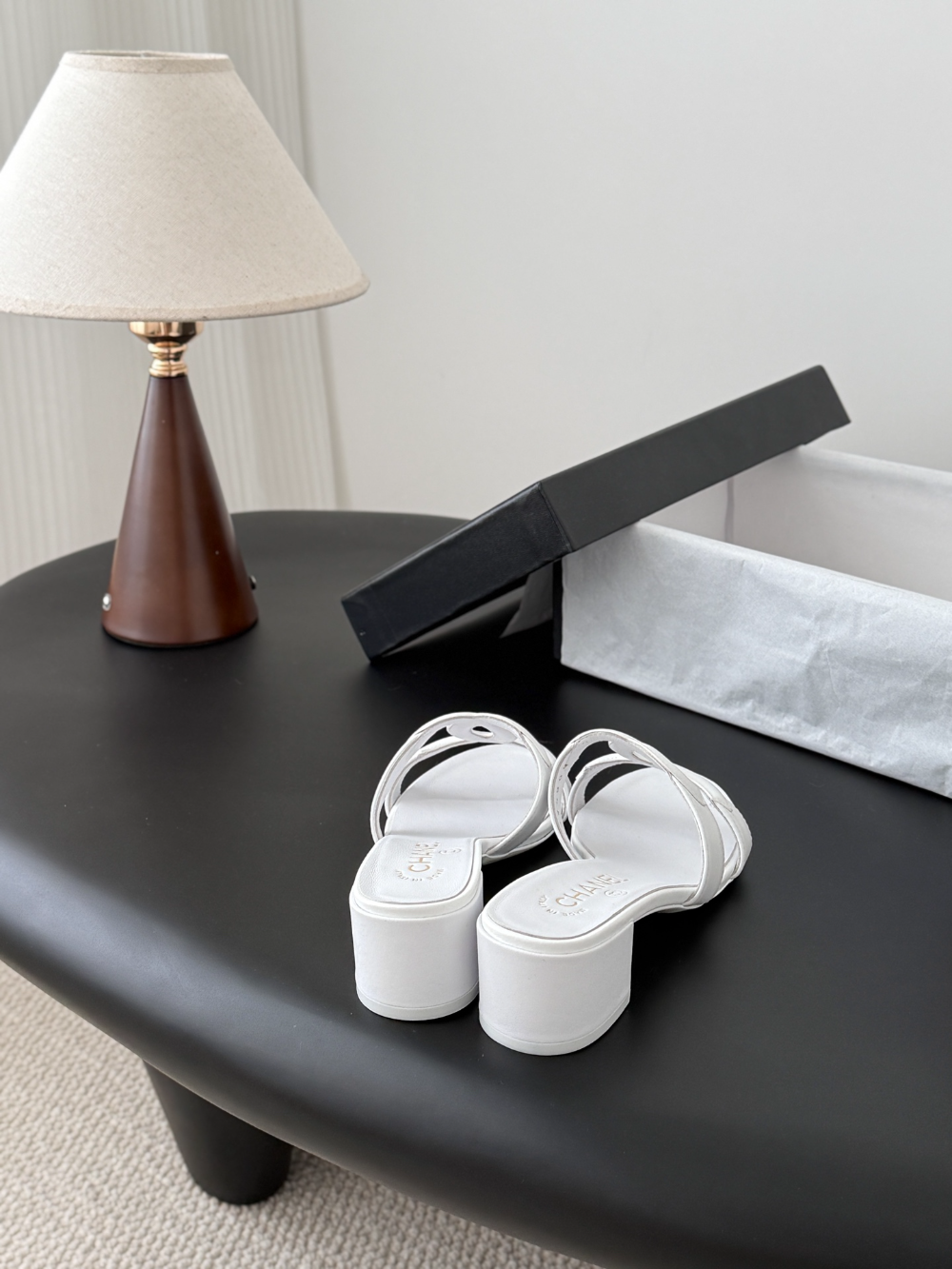 CEM312 New trendy slippers featuring a simple double-ring design are elegant and versatile perfect for summer and available in multiple colors