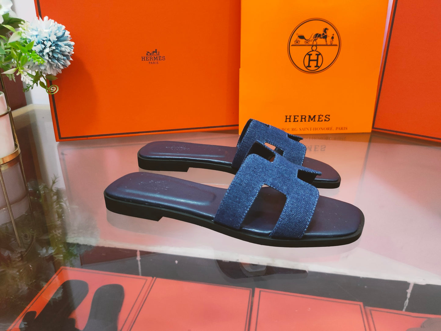 HEM107 New arrive fashion blue and black color H shose for woman beautiful Slippers gift to choose