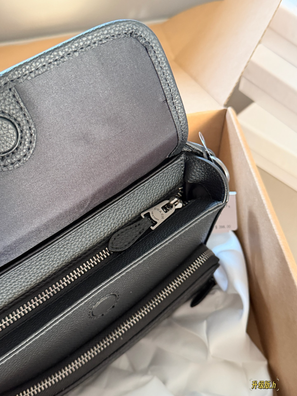 COEM02 New stylish black classic men's square bag, excellent gift options available 20.5*17cm