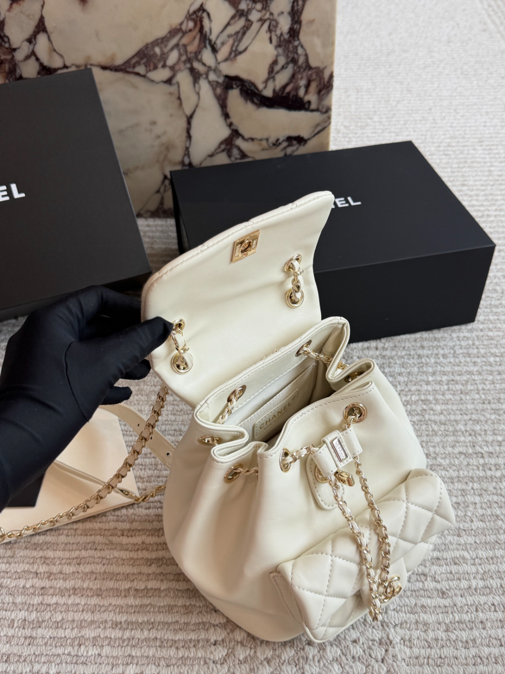 CEM300 New arrive fashion black white blue pink color bag for woman beautiful gift to choose gift 18*20cm