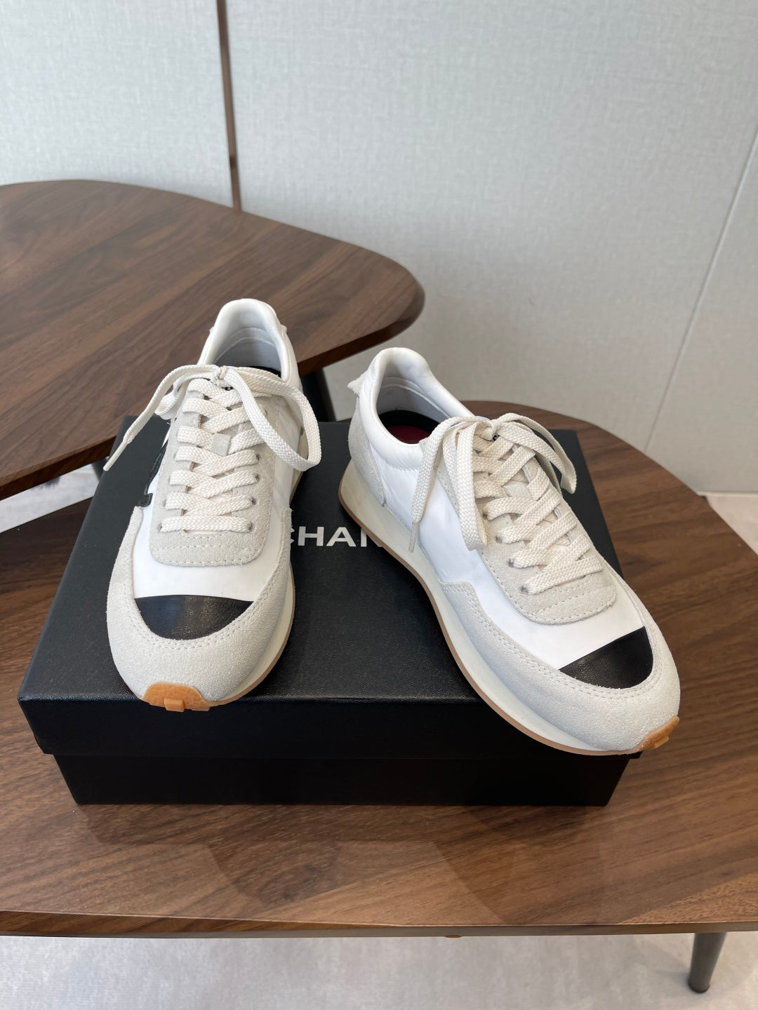 CEM258 New arrive fashion black and white color shose for woman beautiful gift to choose 3CM hight